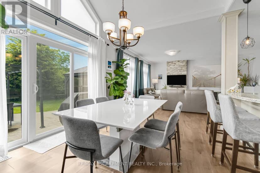 83 Frankfurt Street — photo 13 of 36