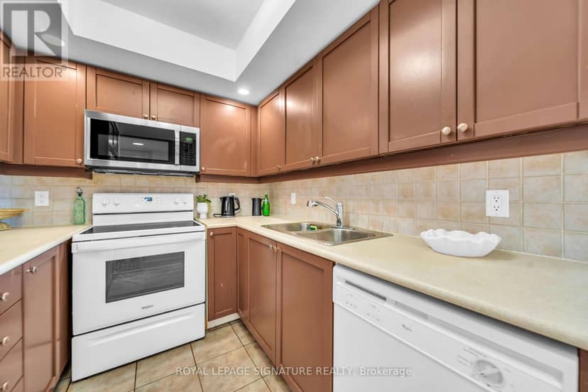 2122 - 15 Northtown Way — photo 6 of 26