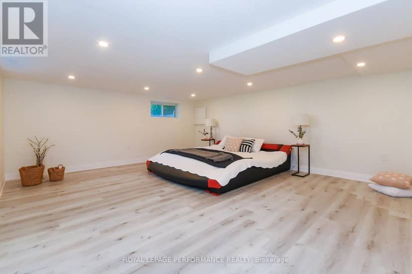 839 Nicholson Avenue — photo 33 of 40