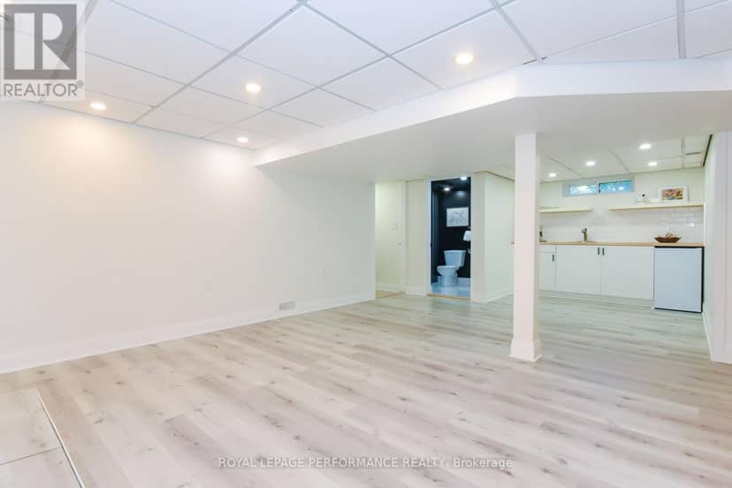 839 Nicholson Avenue — photo 37 of 40