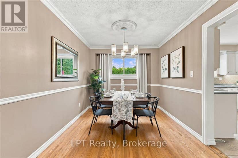 514 Oakwood Avenue — photo 11 of 40