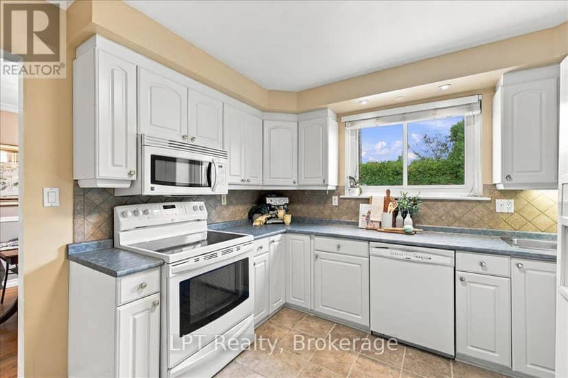 514 Oakwood Avenue — photo 16 of 40