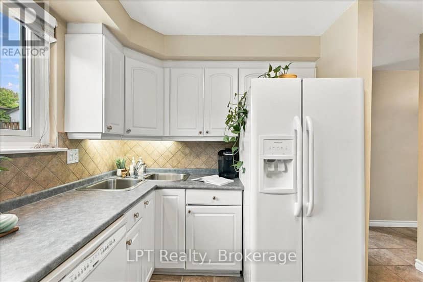 514 Oakwood Avenue — photo 18 of 40