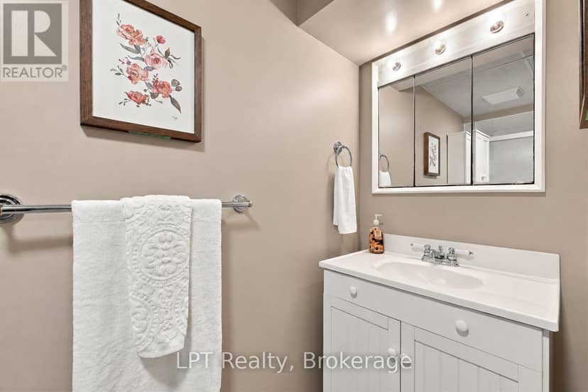 514 Oakwood Avenue — photo 39 of 40