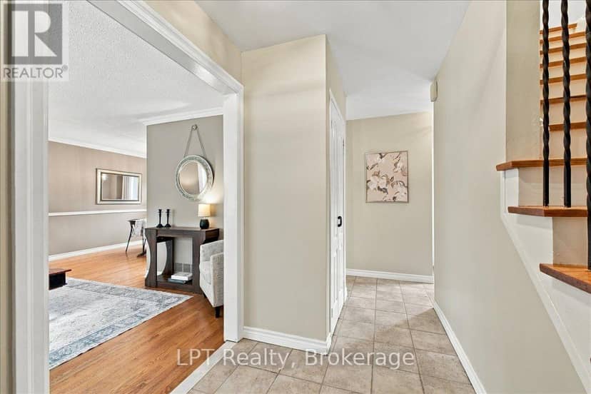514 Oakwood Avenue — photo 6 of 40