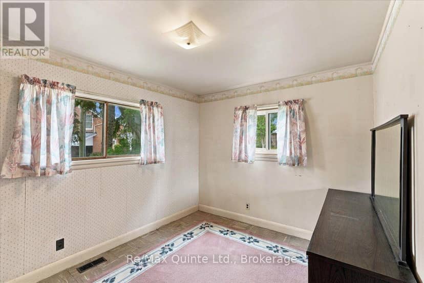 1B Rogers Street — photo 11 of 28