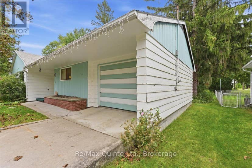 1B Rogers Street, Prince Edward County, photo 2