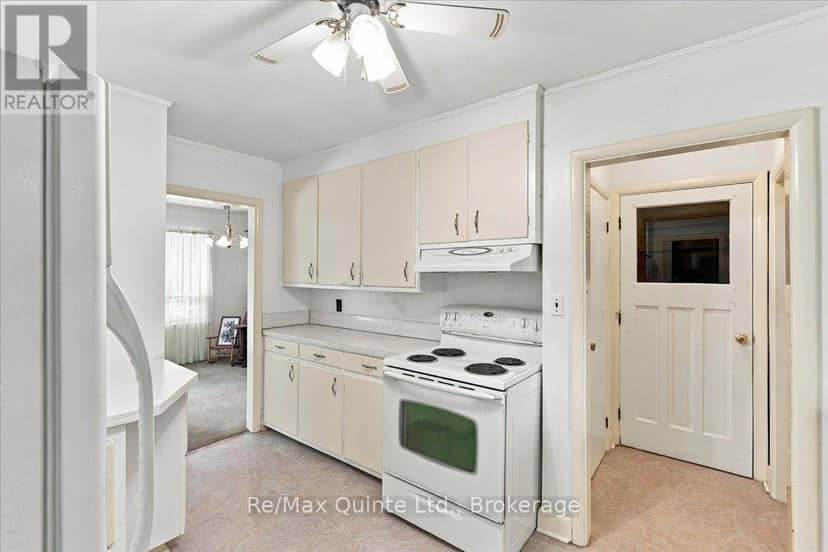 1B Rogers Street, Prince Edward County, photo 4