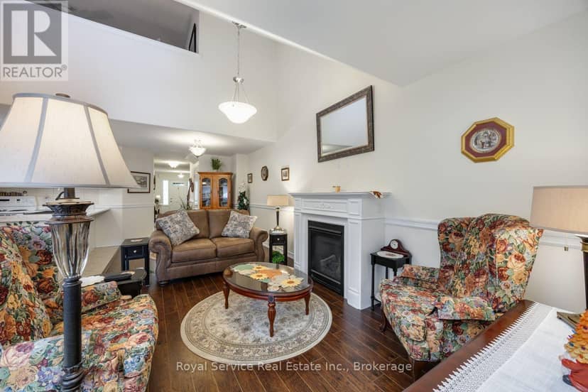 320 Strachan Street — photo 13 of 39