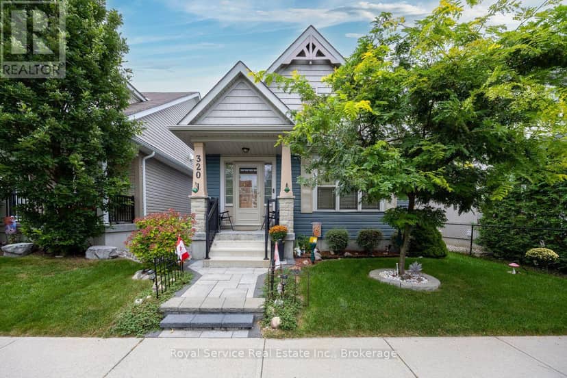 320 Strachan Street, Port Hope, photo 3