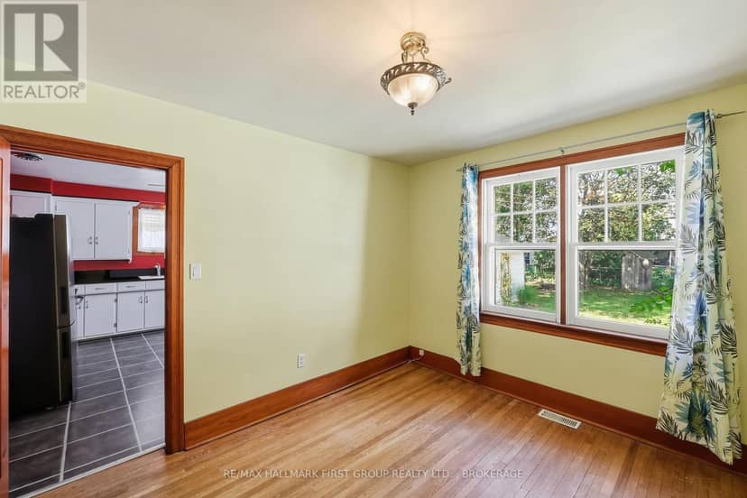 49 Park Street — photo 10 of 25