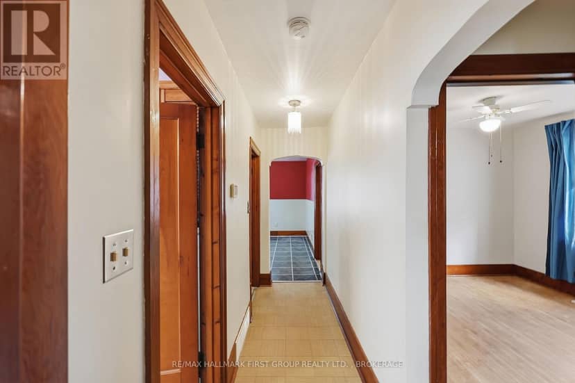 49 Park Street — photo 16 of 25