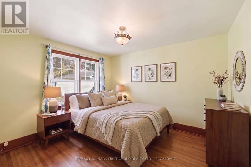 49 Park Street — photo 9 of 25