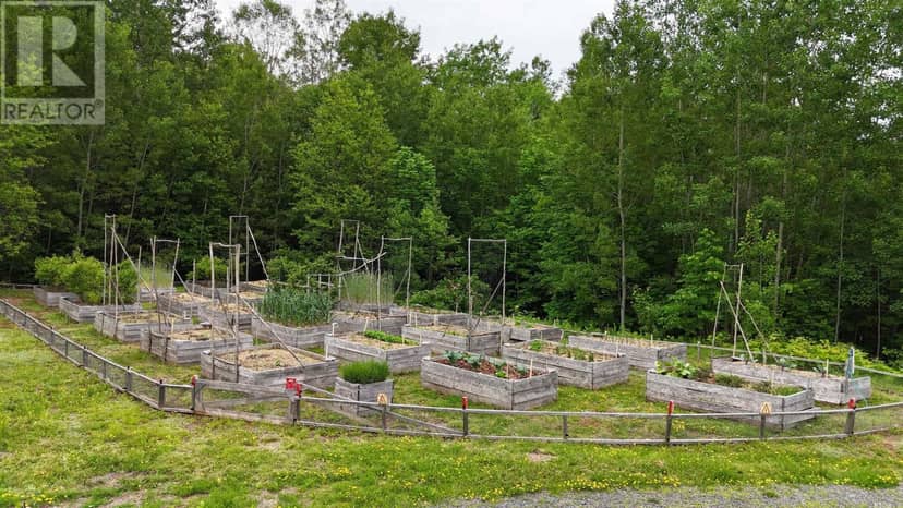516 Burgess Mountain Road — photo 10 of 40