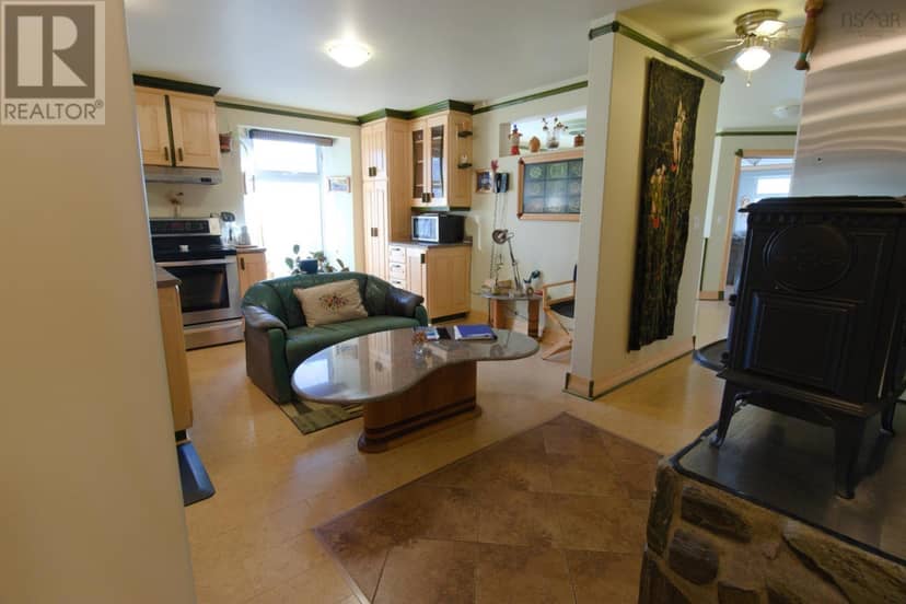 516 Burgess Mountain Road — photo 22 of 40