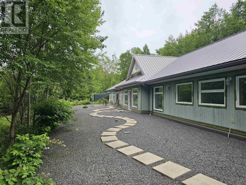 516 Burgess Mountain Road, Woodville, photo 5