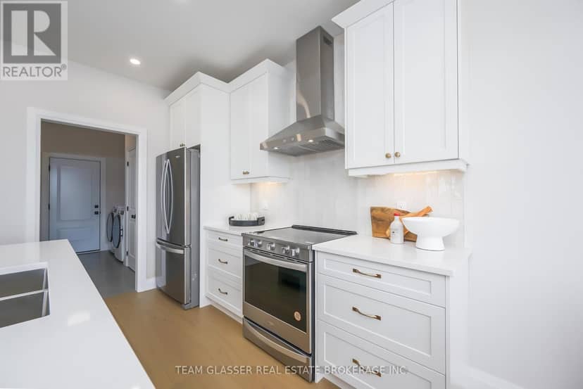 67 Allister Drive — photo 9 of 17