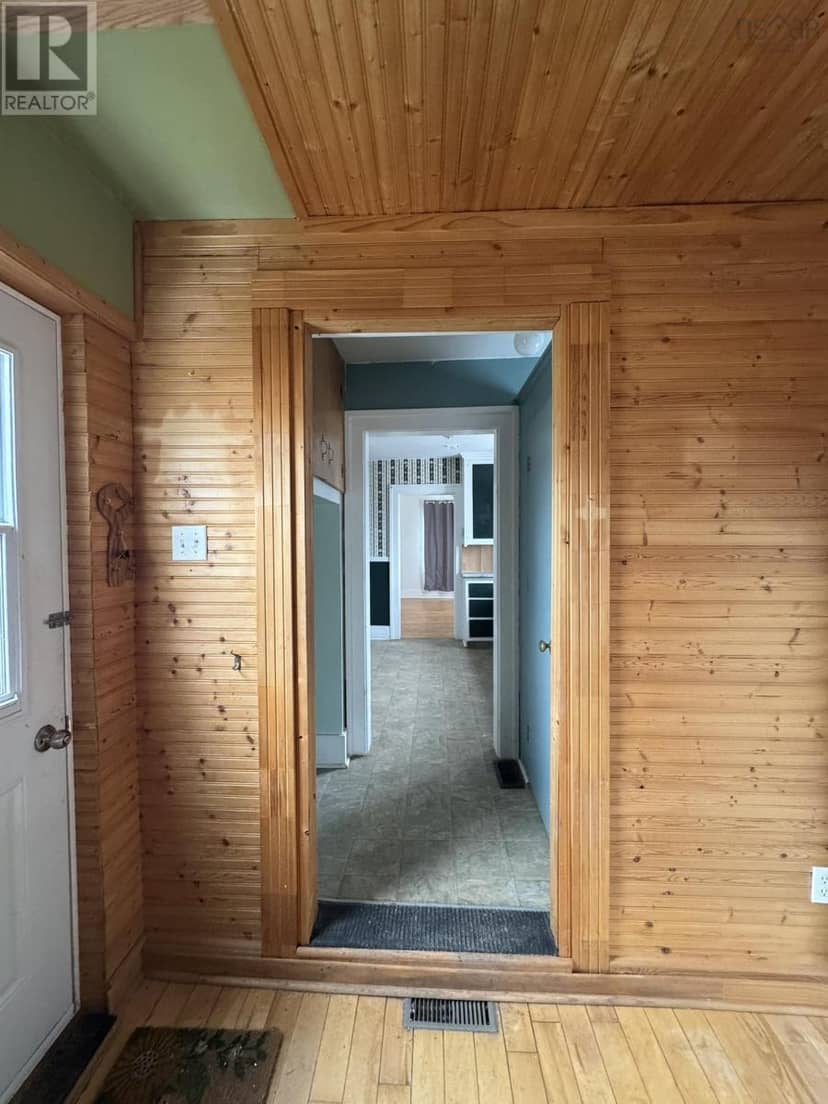 61 Lawrencetown Lane — photo 17 of 40