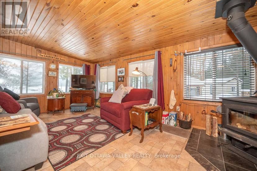 51 Myrlin Way, Laurentian Hills, photo 7