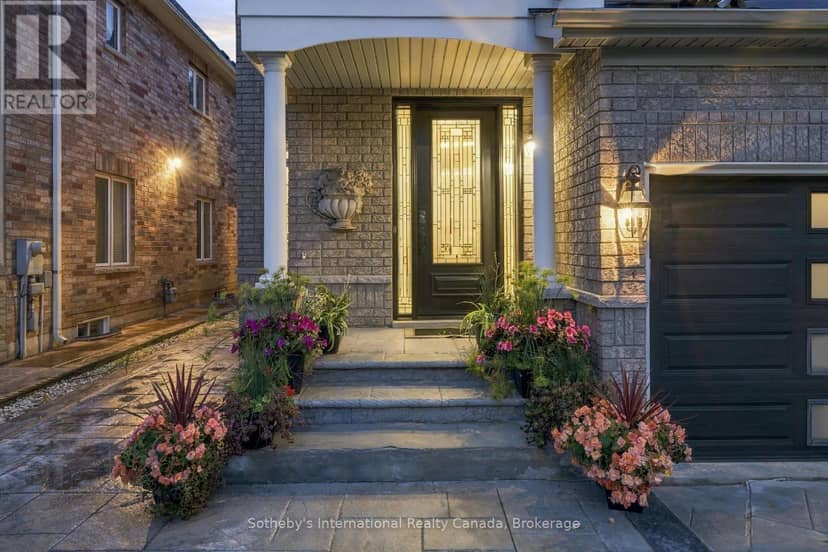 3352 Erin Centre Boulevard — photo 3 of 40