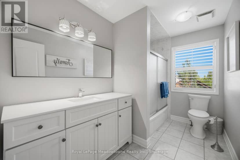 1406 Hearst Boulevard — photo 38 of 40