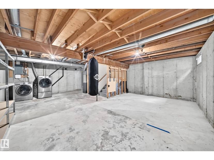 18146 81 AV NW — photo 29 of 34