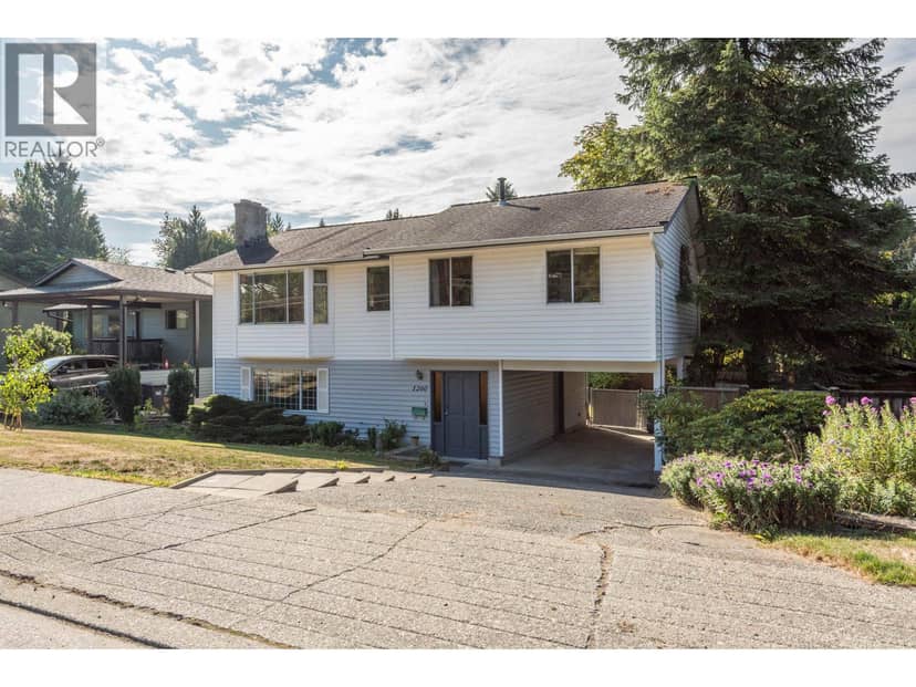 1260 VICTORIA DRIVE, Port Coquitlam