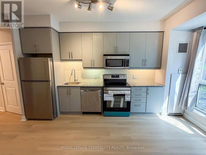311 - 1 Scott Street — photo 1 of 10
