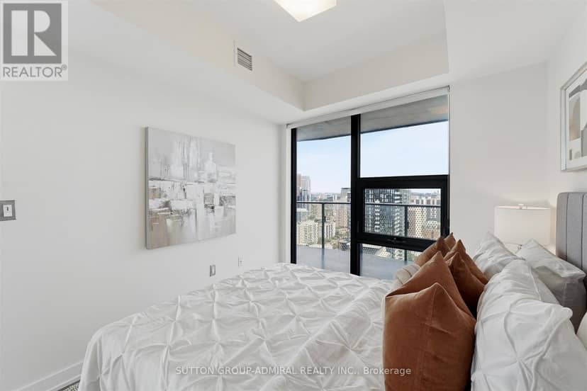 3411 - 11 Wellesley Street — photo 14 of 30