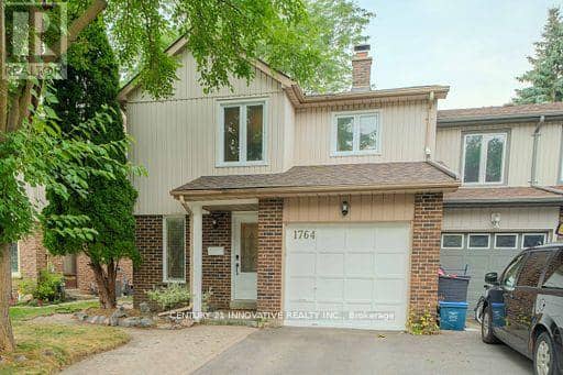 1764 Listowell Crescent — photo 3 of 40