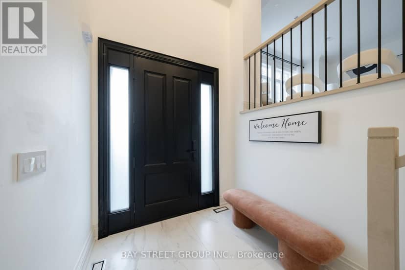 9 Gaylord Drive, Toronto, photo 2