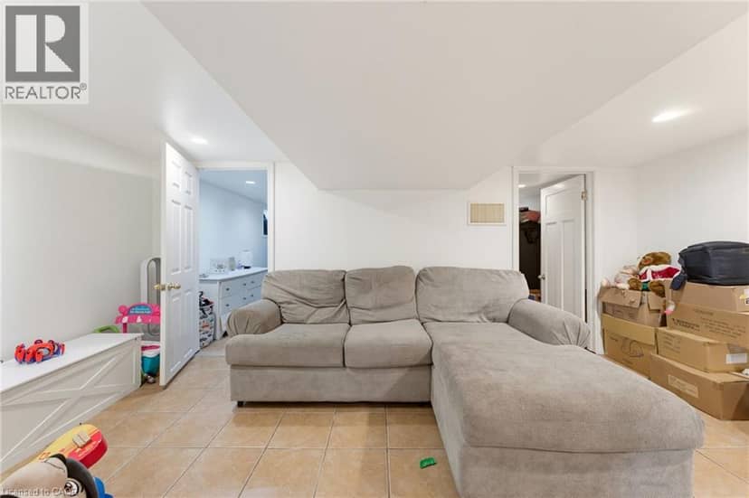 113 WENTWORTH Street S — photo 38 of 40