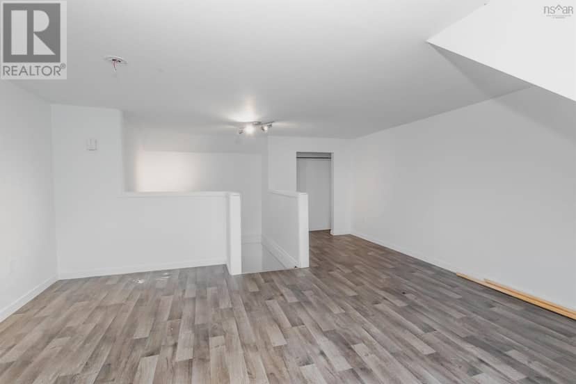49 George Street — photo 28 of 40