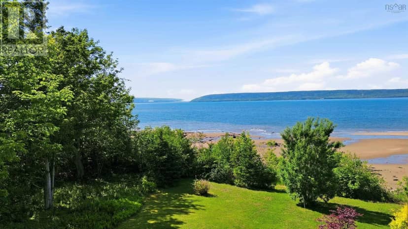 68 Shore Drive, Deep Brook