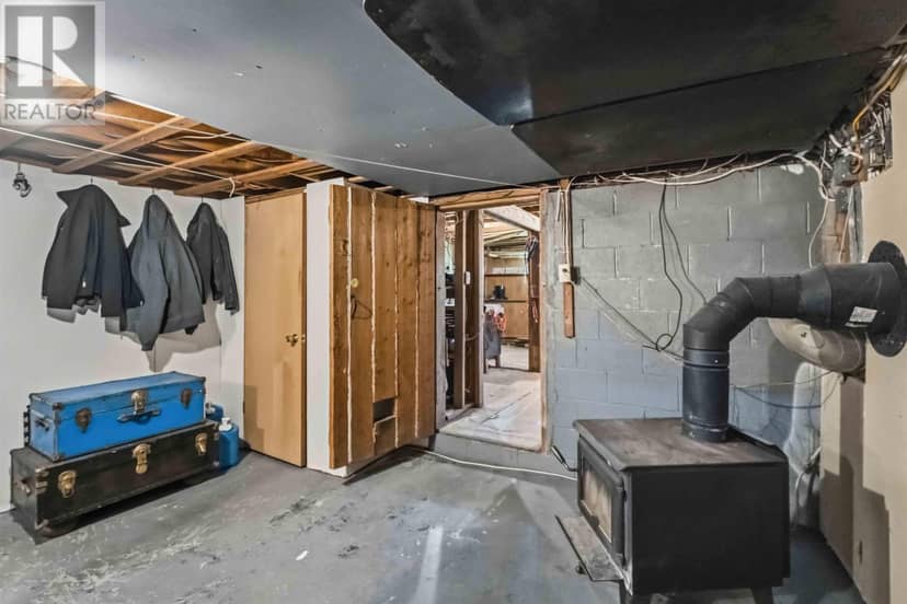 68 Shore Drive — photo 31 of 40