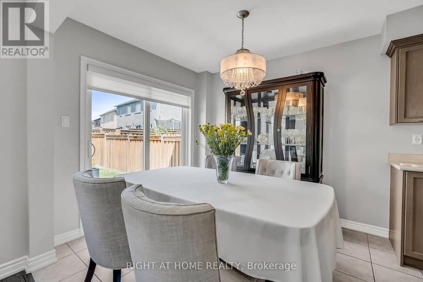 352 Miller Park Avenue — photo 16 of 40