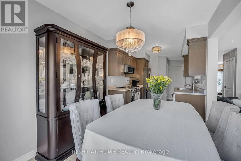 352 Miller Park Avenue — photo 17 of 40