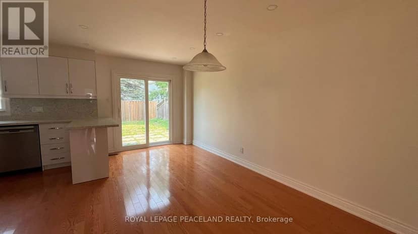 711 Irwin Crescent — photo 10 of 20