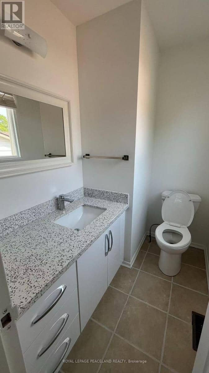 711 Irwin Crescent — photo 14 of 20