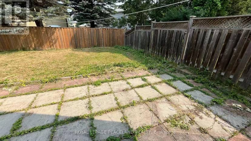 711 Irwin Crescent — photo 20 of 20