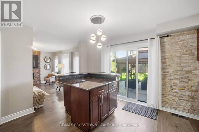 17 Counsellor Terrace — photo 11 of 40