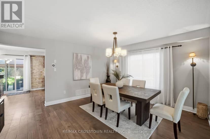 17 Counsellor Terrace — photo 8 of 40