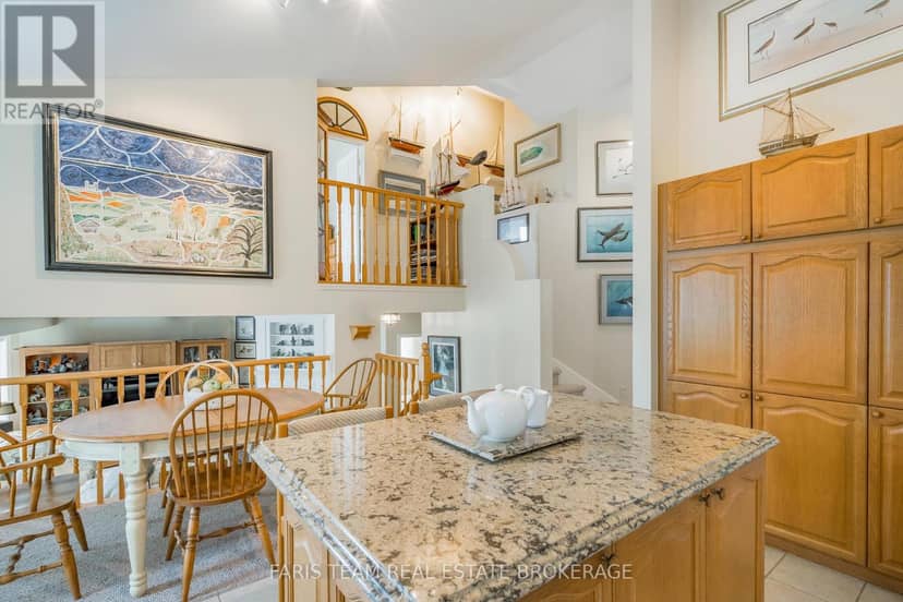 68 Trott Boulevard — photo 10 of 40