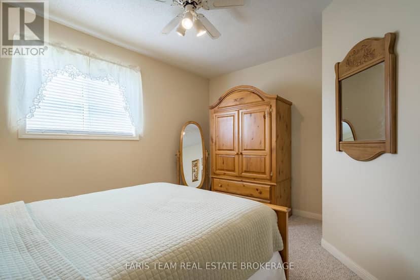 68 Trott Boulevard — photo 27 of 40