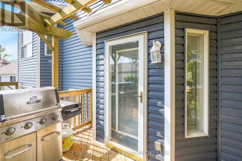 68 Trott Boulevard — photo 37 of 40