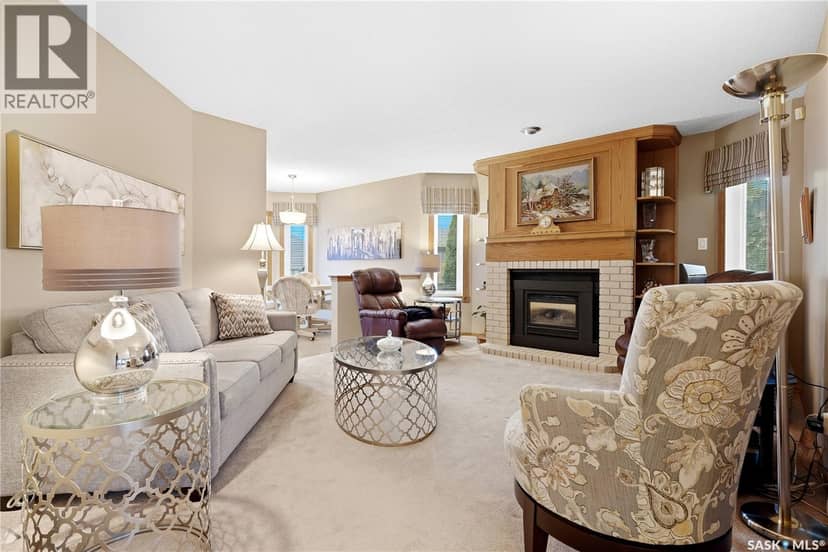 18 Greencrest BAY — photo 14 of 40