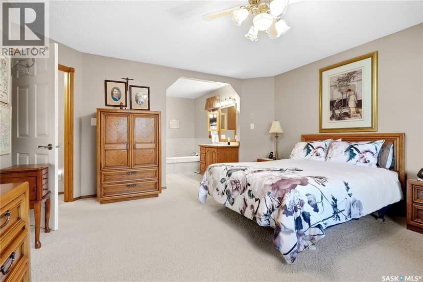 18 Greencrest BAY — photo 30 of 40