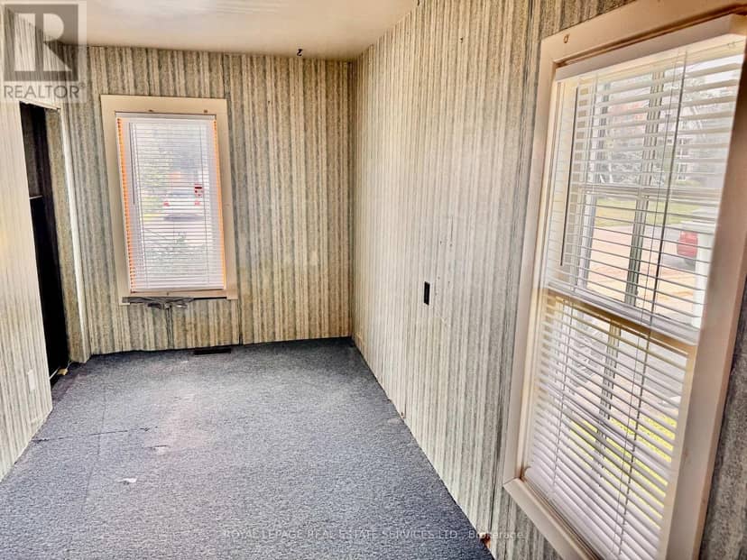 2386 Sovereign Street — photo 14 of 24