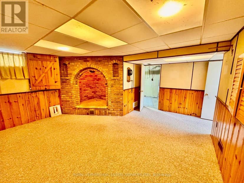 2386 Sovereign Street — photo 15 of 24