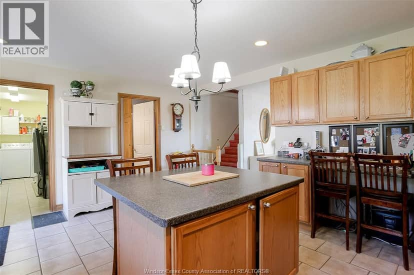 1323 Mersea Rd 2 — photo 24 of 33